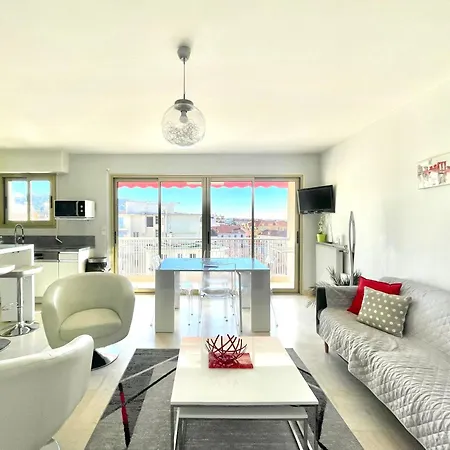 Petit Juas By Welcome To Cannes